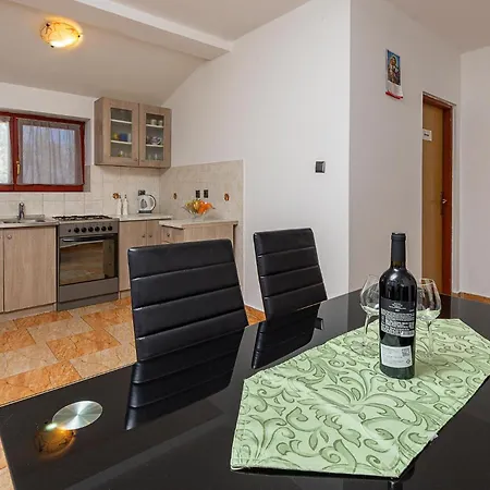 3 Bedroom In Holiday home *