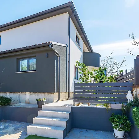 3 Bedroom In *
